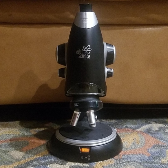 Microscope - Picture 2 of 3